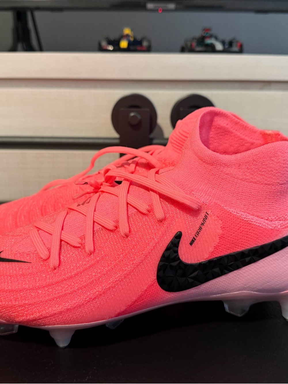 Nike Phantom Luna II Elite SG-Pro Men’s Size 8